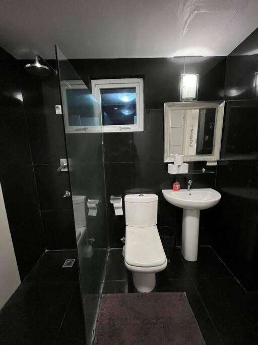 Kandi Big 1 Bedroom King Bed, Free Housekeeping, Wi-Fi Анхелес Экстерьер фото